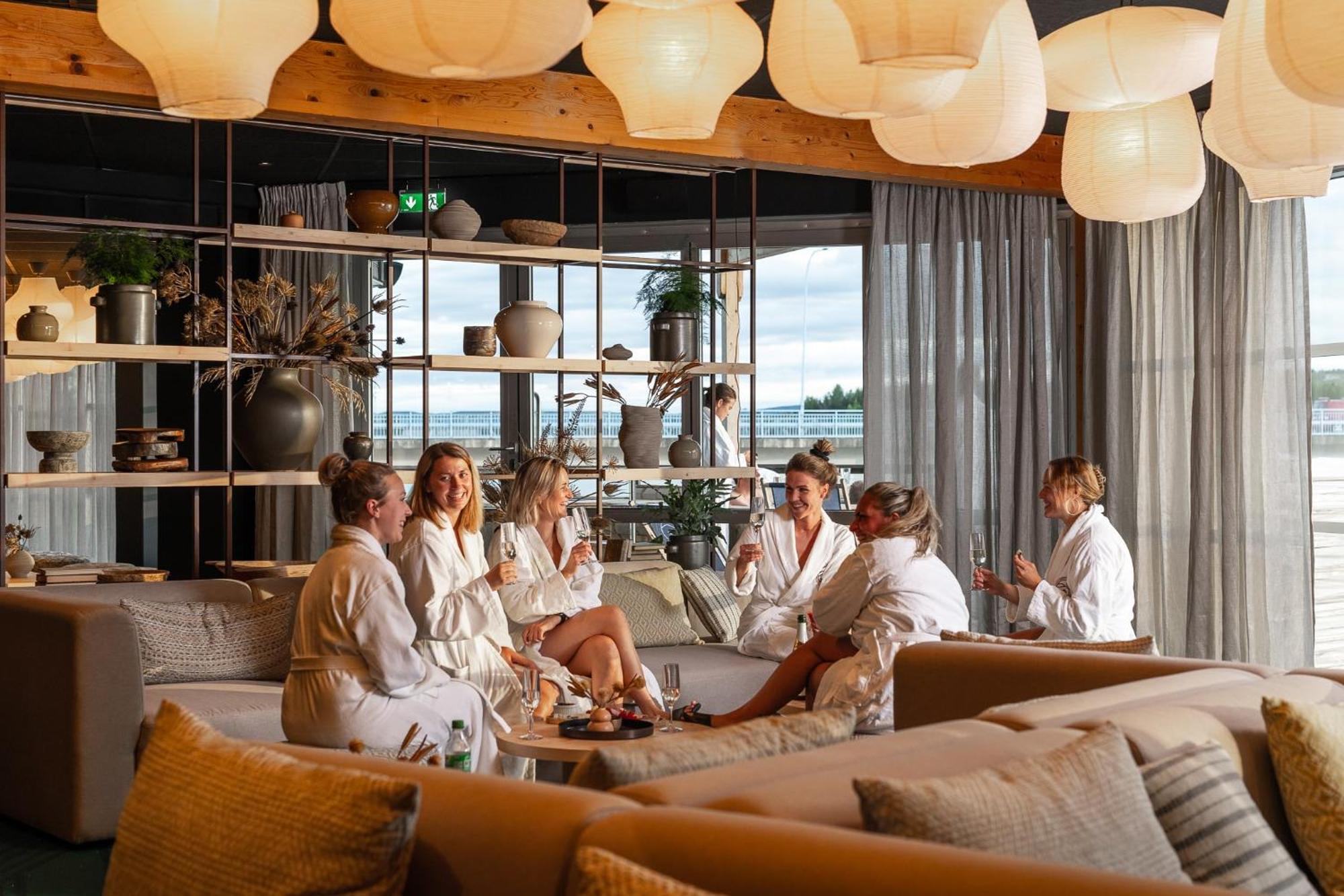 Hotell Lappland Lycksele Εξωτερικό φωτογραφία